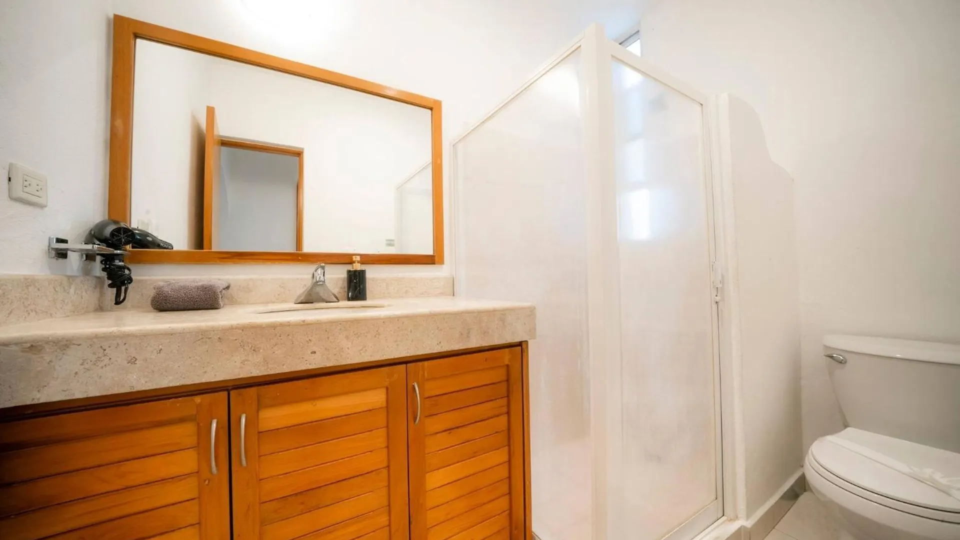 פלאייה דל כרמן 3 Bedroom Villa With Pool - At Playacar II - Mayamar G1